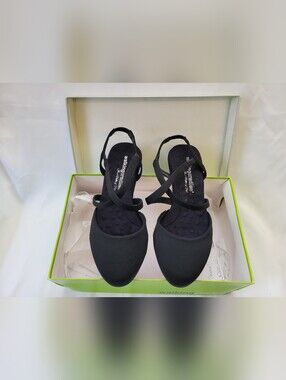 WALKING CRADLES Womens Sz 8WW Black Sling Back